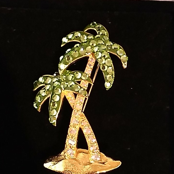 Suzanne Bjontegard Palm Tree Brooch - Picture 5 of 5